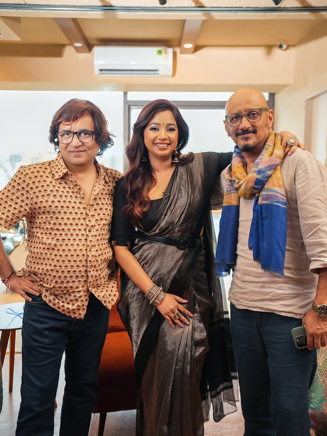 Shreya goshal beautiful saree looks