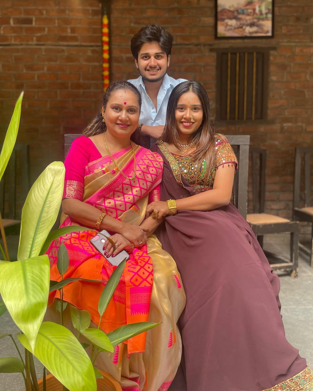 Swanandi Berde Priya Berde Photoshoot