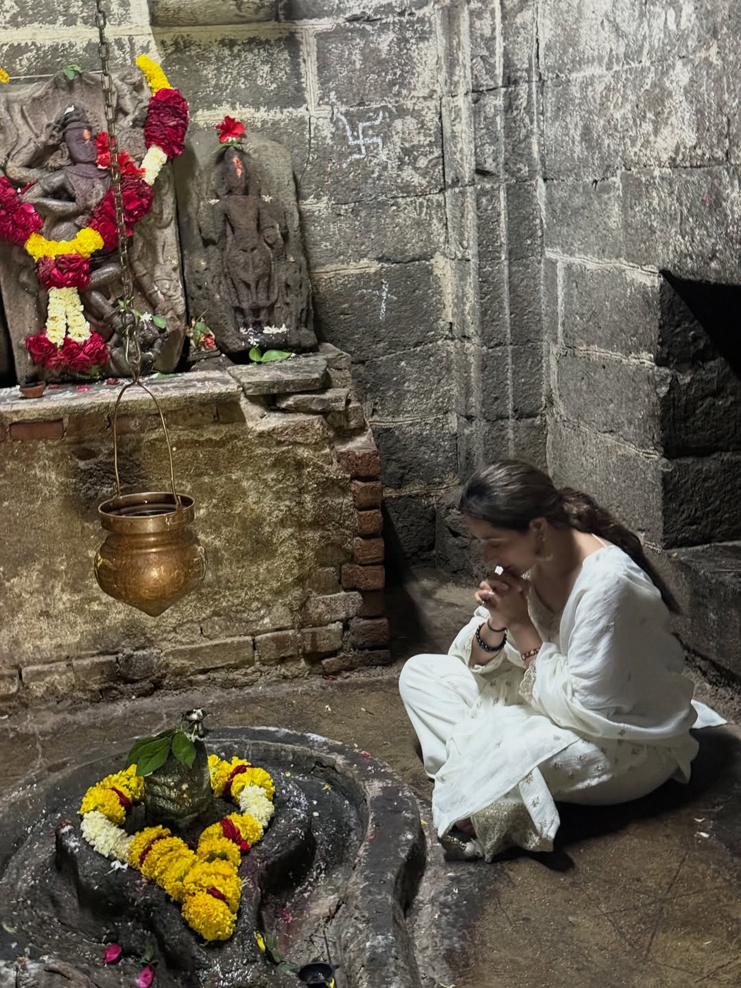 Tejaswini lonari shravan somvar mahadev darshan