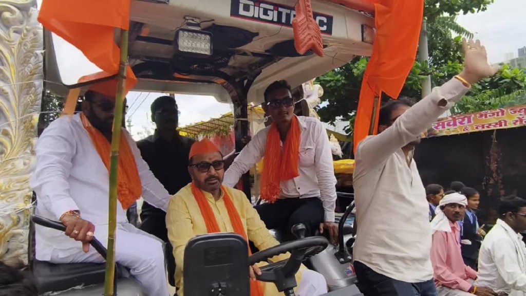 Tractor driven by Union Minister of State for Health Tractor driven by Union Minister of State for Health