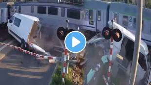 Train van Accident Shocking Video,
