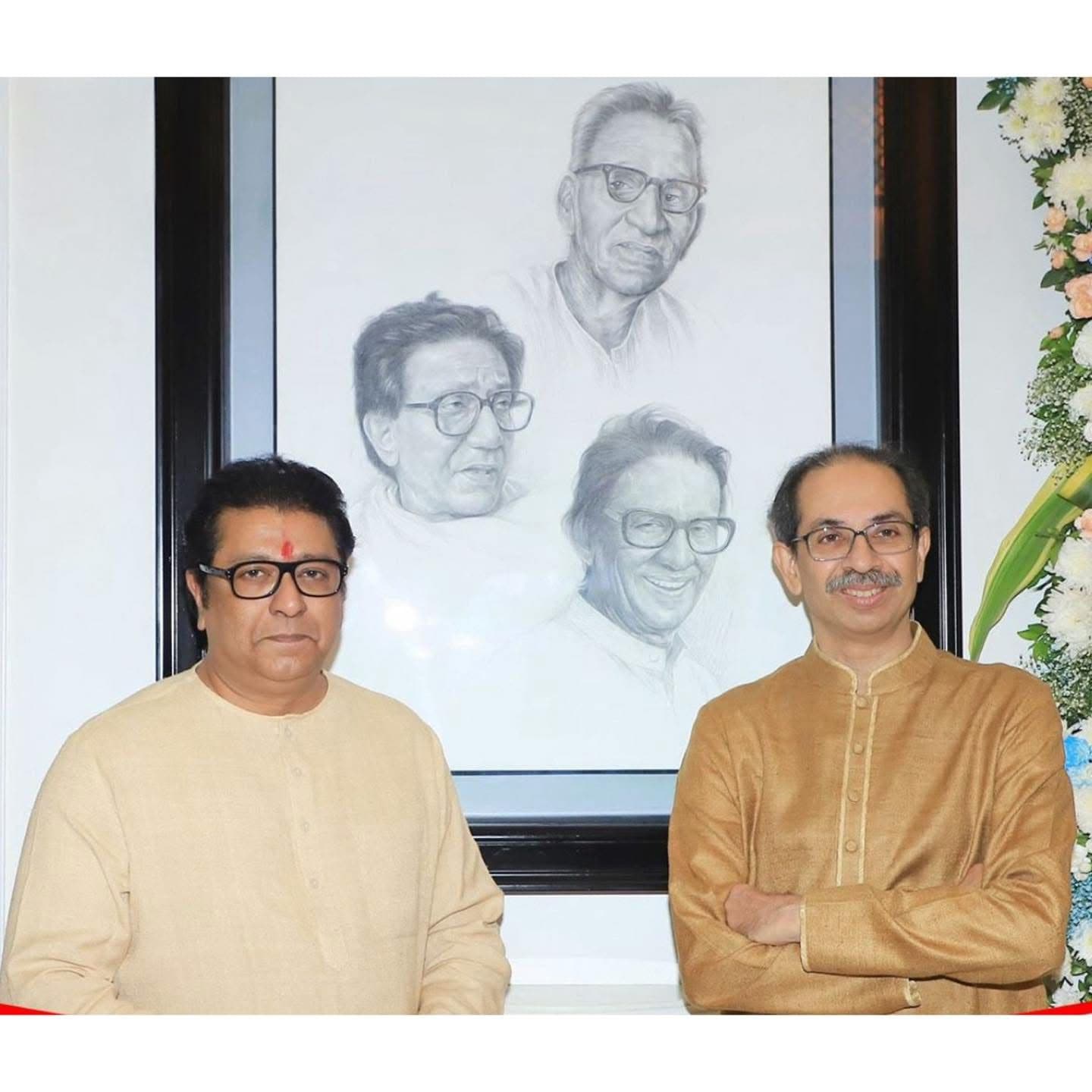 Uddhav Thackeray first visit raj thackray shivtirth for Ganpati darshan ganesh Chaturthi 2025