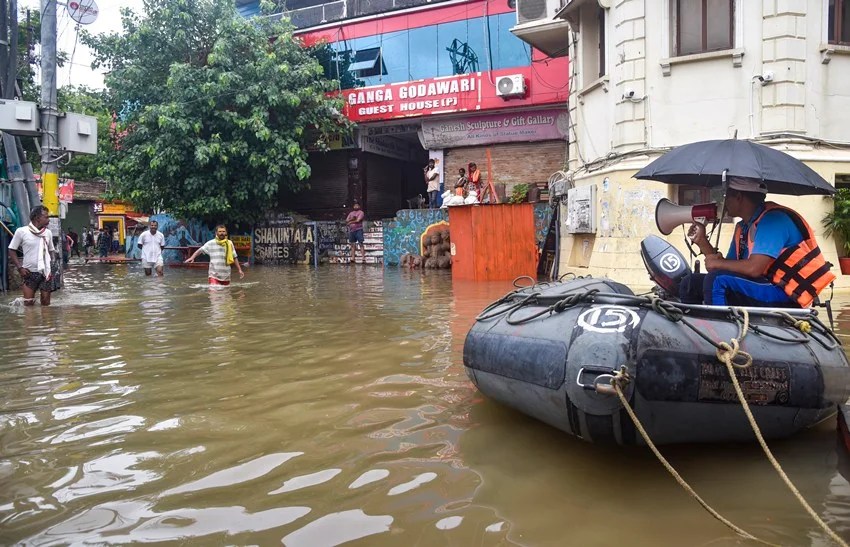 Varanasi flood, Flood In Varanasi, Varanasi Flood Photos
