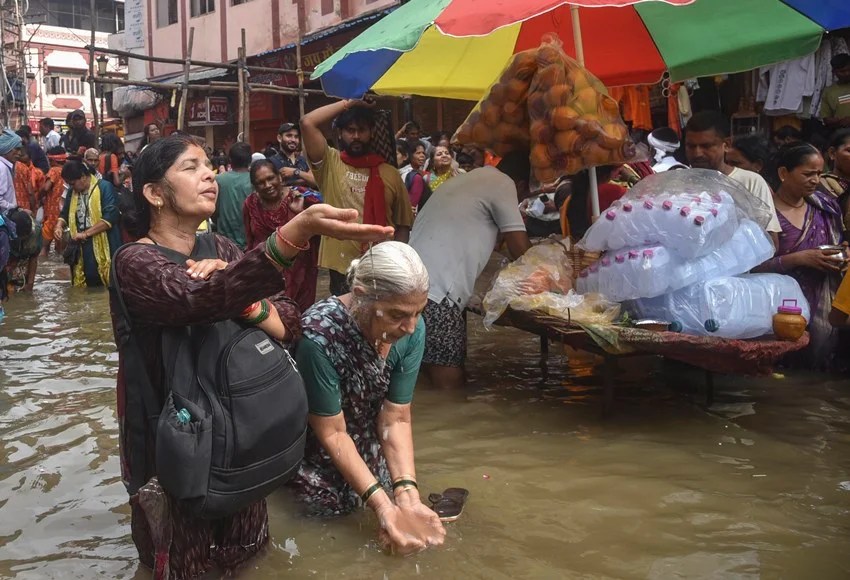 Varanasi flood, Flood In Varanasi, Varanasi Flood Photos
