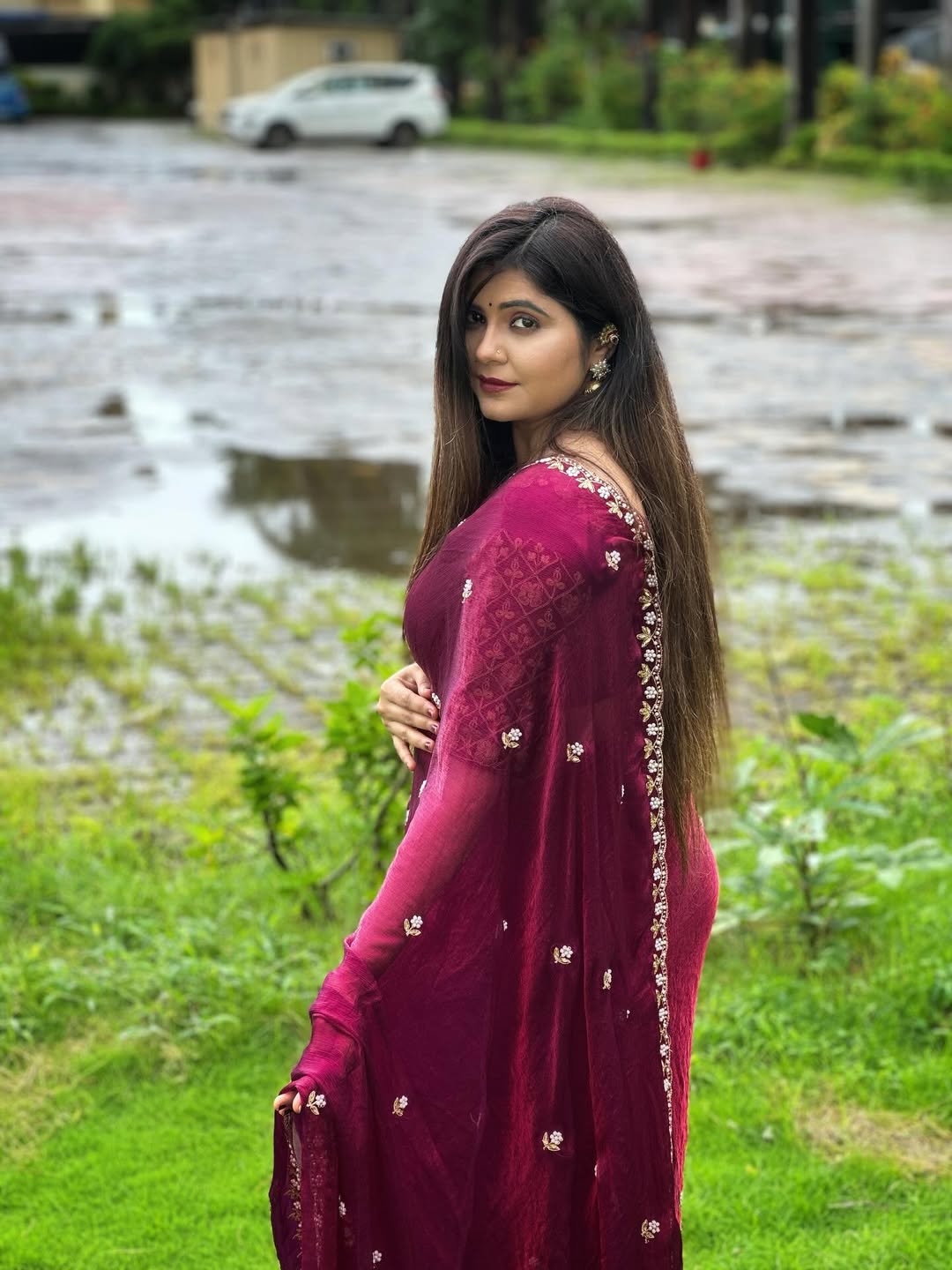 Veena jagtap Pink Color Chiffon saree look