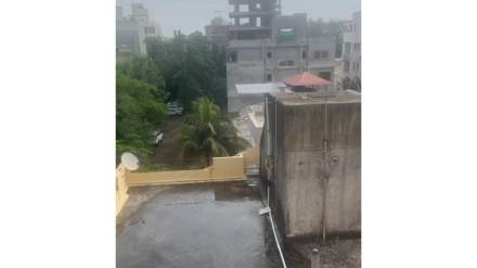 Water tanks in buildings are overflowing in Nashik DSouza Colony area