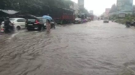 Thane heavy rainfall warning, Thane disaster management, Thane flooding alert, Thane rain update 2025, Thane school closures rain,