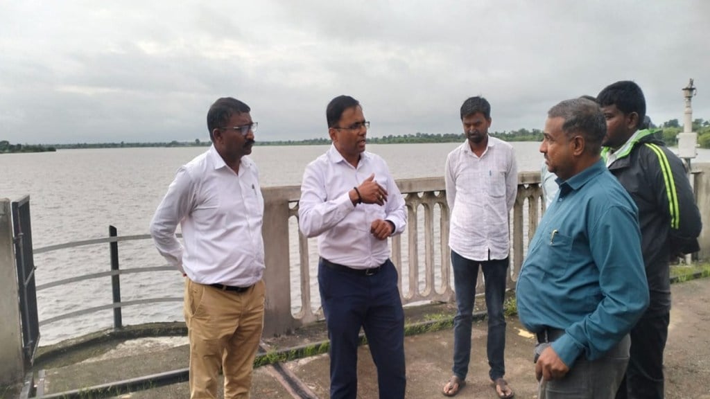 heavy rainfall Buldhana, Buldhana irrigation projects, dam water discharge alert,