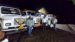 illegal sand transport, Malvan sand smuggling, revenue department action, Karli creek sand dumping,