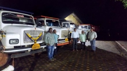 illegal sand transport, Malvan sand smuggling, revenue department action, Karli creek sand dumping,