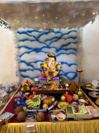 Simple & Unique Ganpati Decoration Ideas for Small Homes,