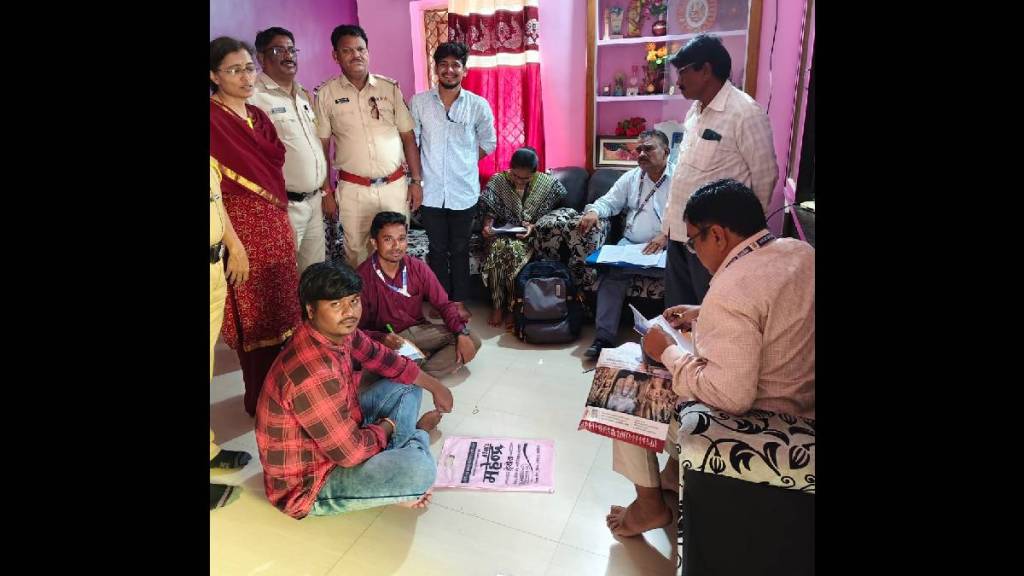 Raid on illegal moneylenders in Akola