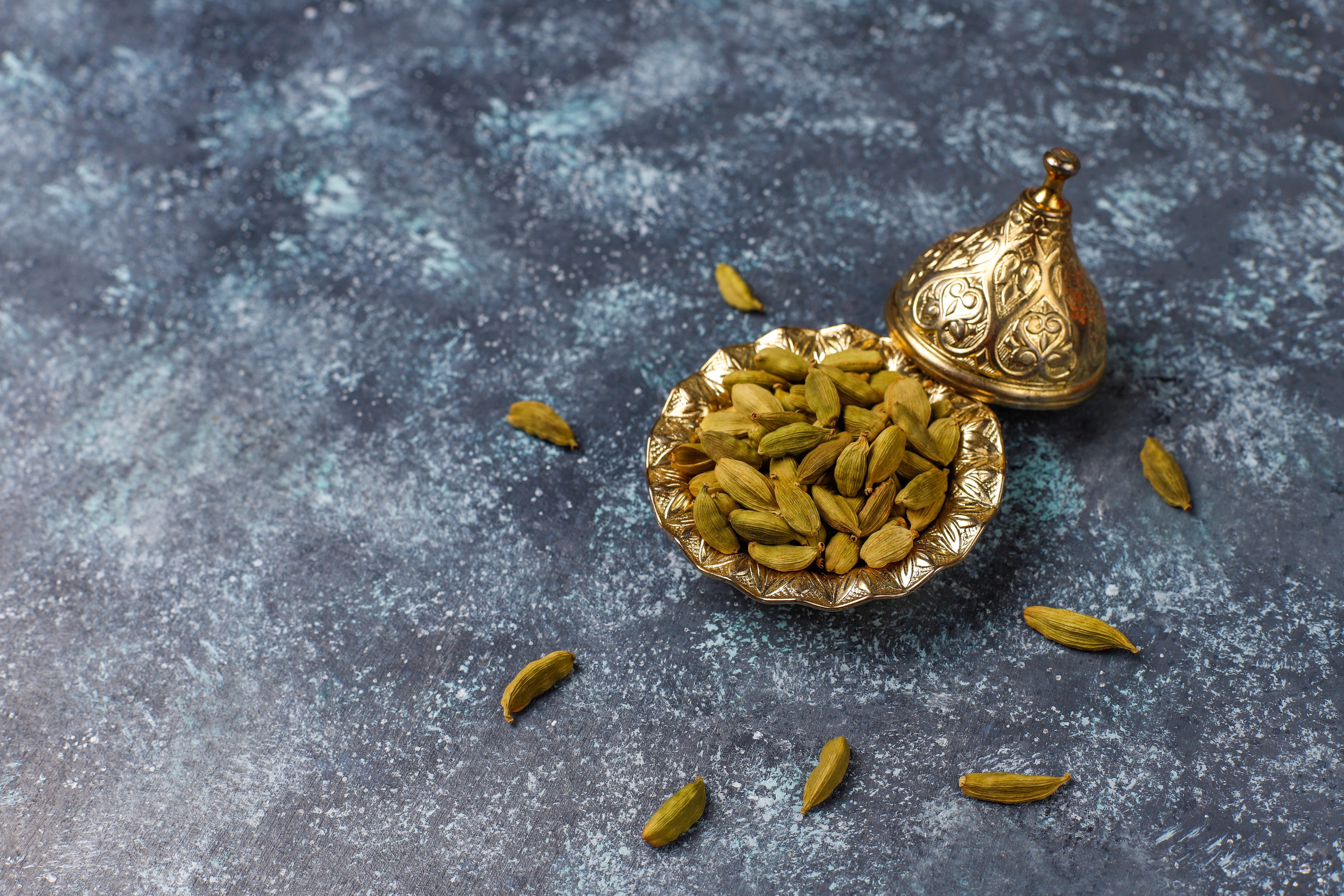 cardamom velchi health benefits 