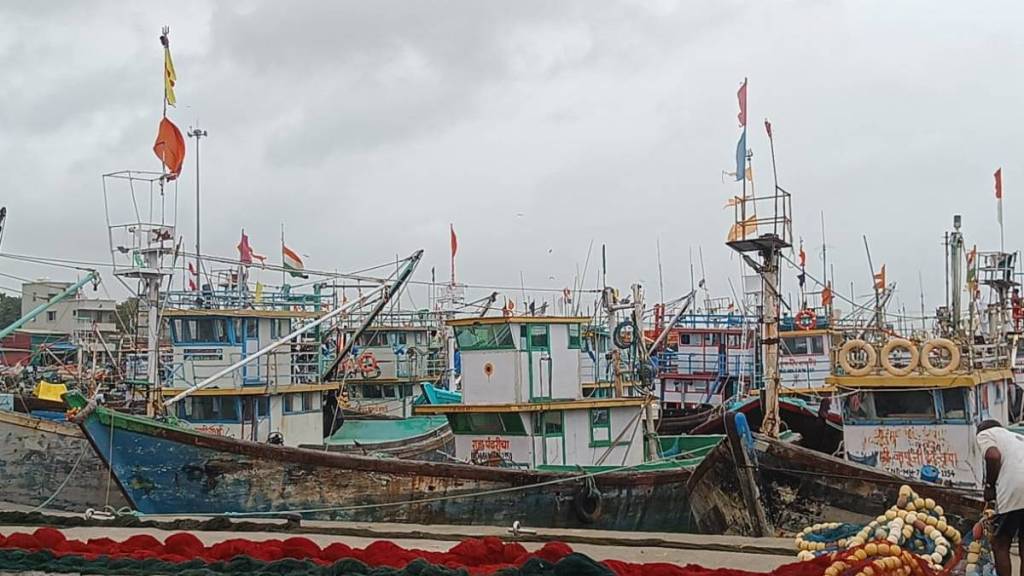 Lack of security at Kasa rock in Arabian Sea