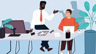 marathi article on Effective strategies to handle a new boss and reduce workplace stress