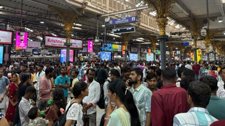 independence day holiday Mumbai