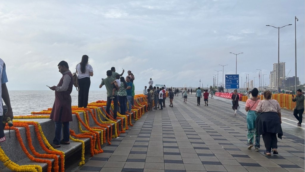 coastal walkway news in marathi Mumbai
