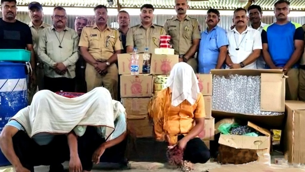 fake liquor loksatta news