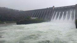 Koyna Dam : कोयनेतून तब्बल ६८ हजार क्युसेकचा विसर्ग, कृष्णा- कोयना नद्यांना पूर; अनेक पूल, रस्ते पाण्याखाली