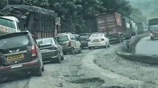 Ghodbunder Road potholes traffic jam