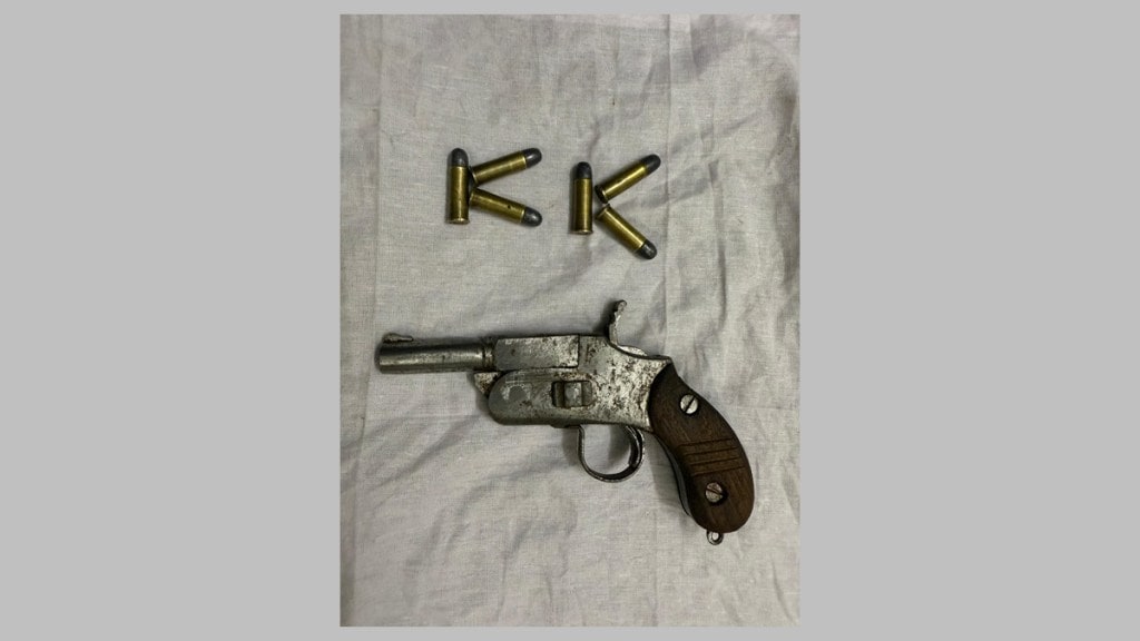 navi Mumbai pistol cartridges seized
