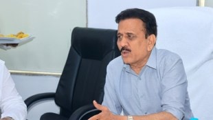 nashik girish mahajan holds power without official title
