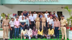 पाली दरोड्यातील सहा आरोपींच्‍या मुसक्‍या आवळल्‍या, रायगड पोलीसांची कामगिरी…