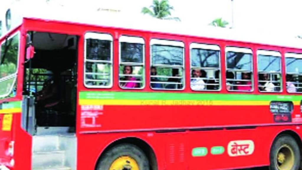 BEST bus catches fire in Vikhroli