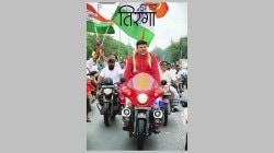 तिरंगा यात्रेत भाजप आमदाराचे भर रस्त्यावर दुचाकीवर स्टंट, पोलीस वाहनावरच…