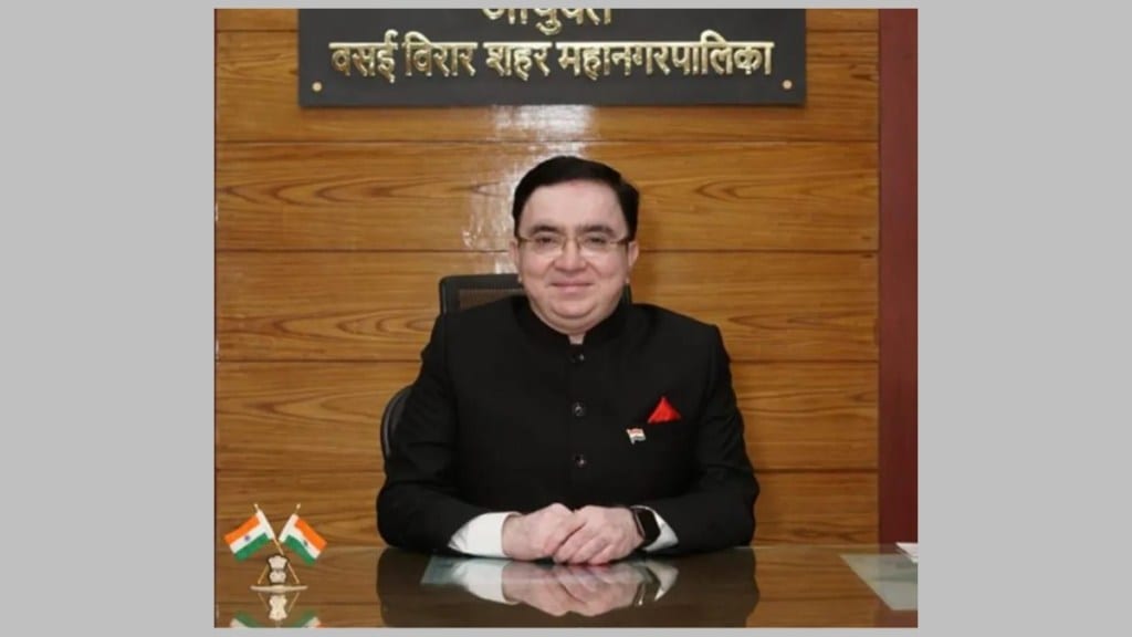 municipal commissioner anilkumar pawar corruption