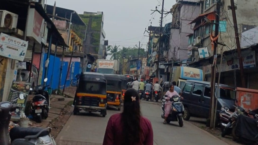 traffic jam uran news in marathi,