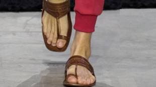 Kolhapuri chappals news in marathi