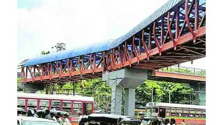 High Court expresses concern over incomplete skywalk in Bandra East