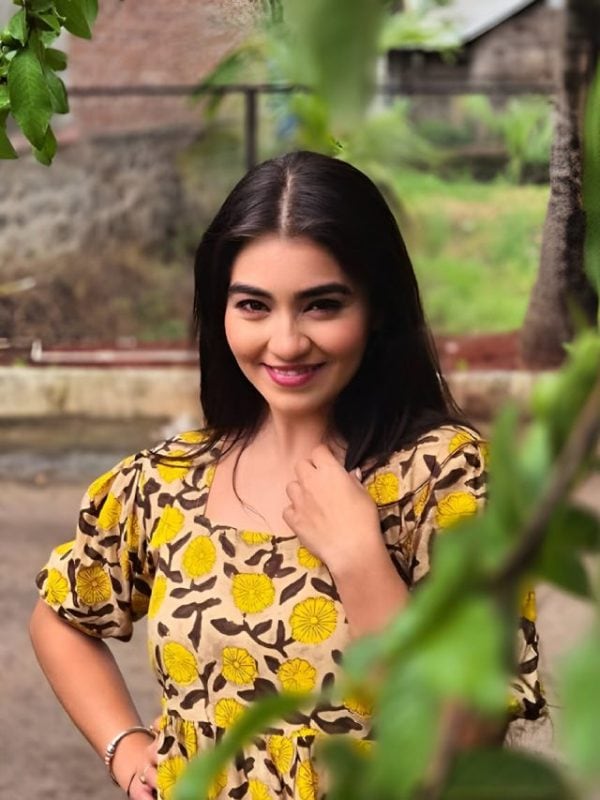 Mrunmayee Gondhalekar, Mrunmayee Gondhalekar in floral dress
