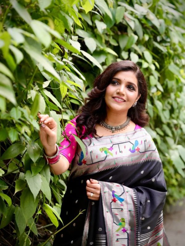 Mukta barve in black paithani saree
