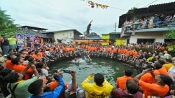 Dahi Handi 2025 : रायगड जिल्ह्यातील विहिरीवरच्या दहीहंडीचा थरार पाहिलात का ?