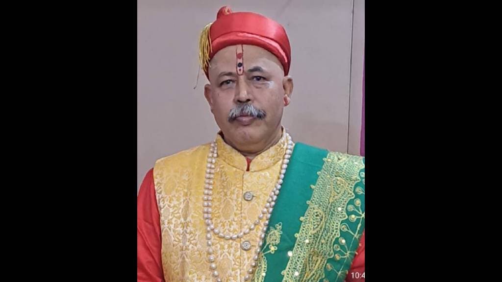 Pradeep Joshi (Guruji) will lead the online worship of Lord Ganesha on Wednesday morning