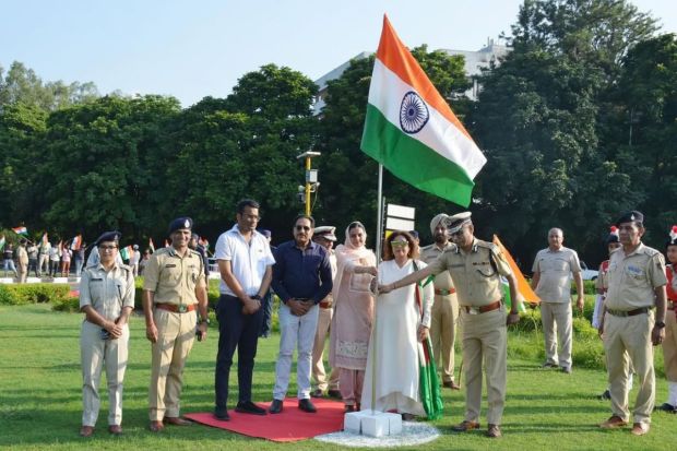 चंदीगडच्या माजी खासदार किरण खेर यांनीही भारतीयांना स्वातंत्र्यदिनाच्या शुभेच्छा दिल्या आहेत. (फोटो : किरण खेर इन्स्टाग्राम)