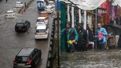 Photos : गेल्या ४ दिवसांत मुंबईसह महाराष्ट्रात पावसाची संततधार, रस्त्यांना नदी- नाल्याचं स्वरूप; कुठे काय स्थिती? पाहा फोटो