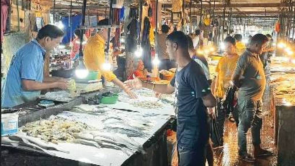 Controversy over Kalyan Dombivli Municipal Corporations ban on meat sale on Independence Day
