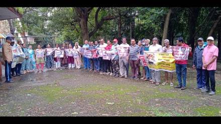 Arrest the masterminds behind Dabholkar, Pansare murders; Demand during morning walk in Kolhapur