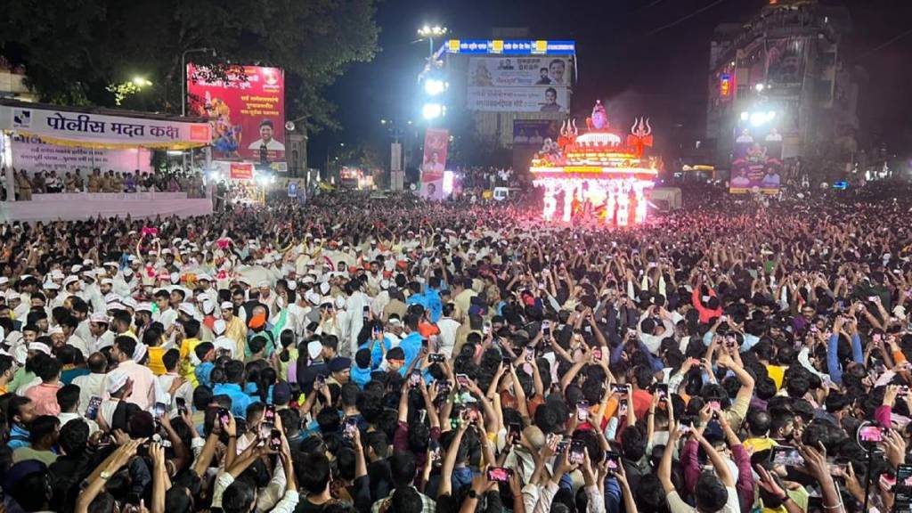 Visarjan procession in pune