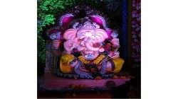 सांगलीत गणेशाच्या स्वागतासाठी लगबग; पूजा साहित्य, सजावट, फळे, खरेदीसाठी गर्दी…