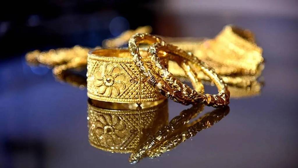 Gold Jewellery stolen
