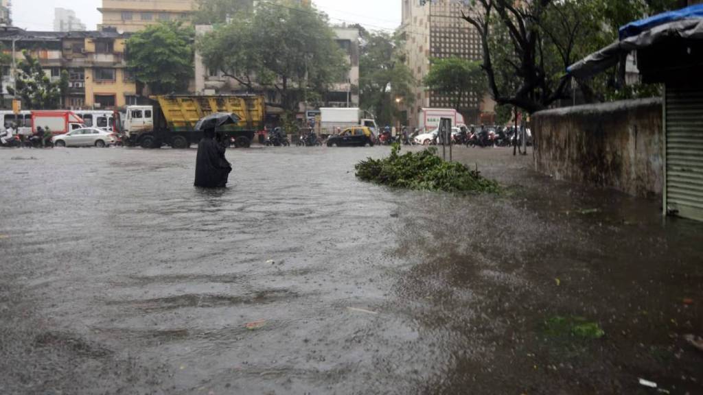 Water also accumulated in an elite society in the Malabar Hill area Mumbai print news