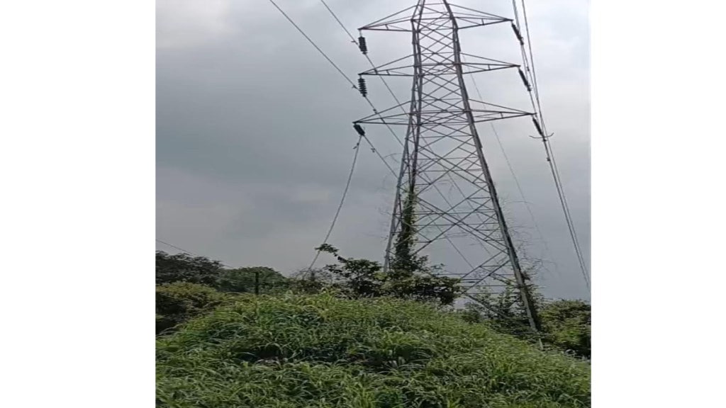 high voltage line breaks disrupts power in ambernath badlapur region
