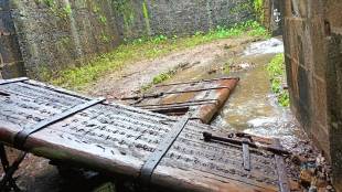 door of the historic Vasai Fort was washed away due to rain