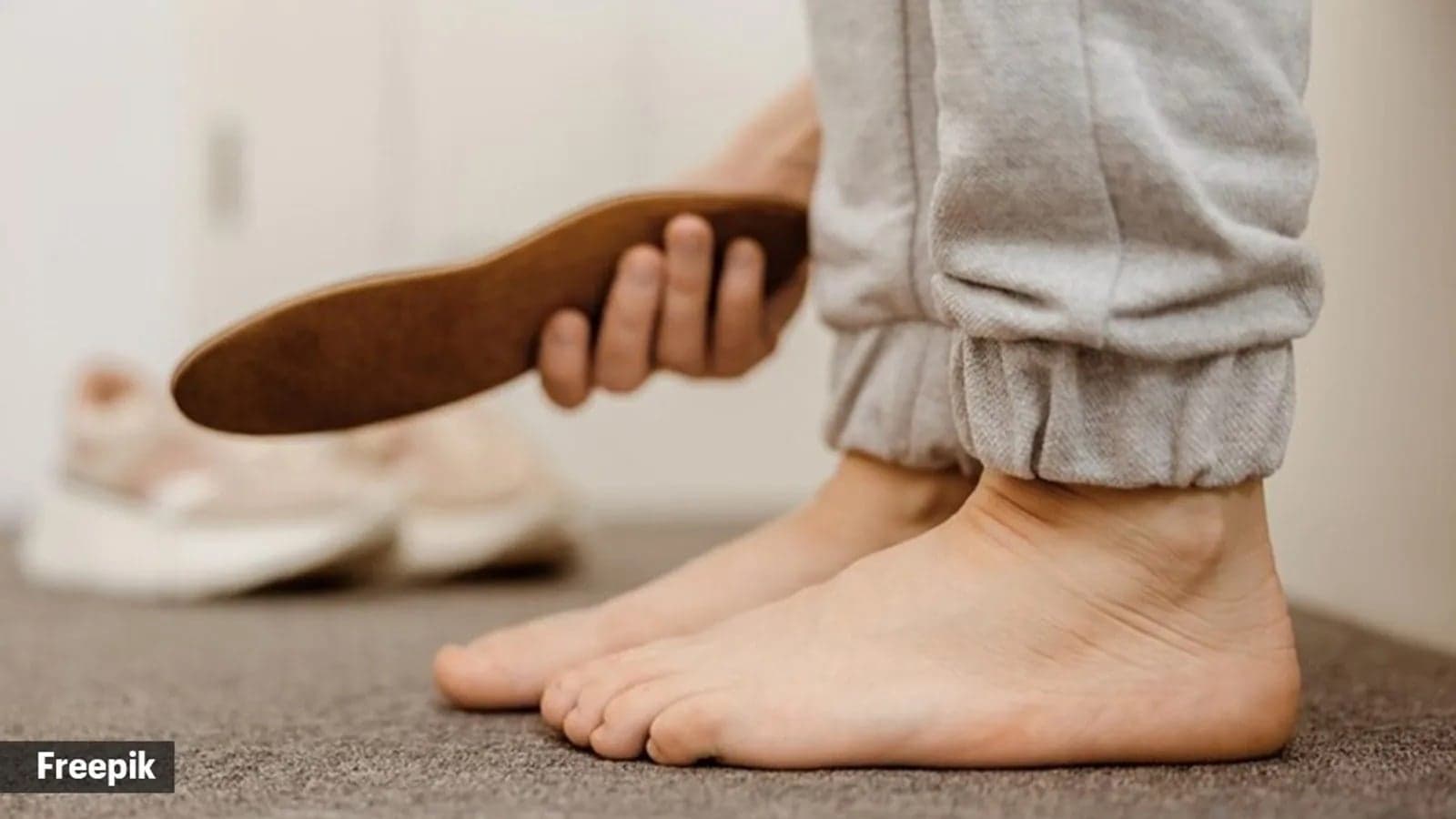 feet