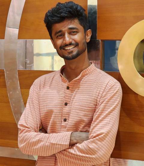 निमिश ‘चला हवा येऊ द्या २’मध्ये अभिनेत्याच्या भूमिकेत नाही, तर दिग्दर्शनाची भूमिका पार पाडत आहे, याबद्दल त्याने स्वत: सांगितलं होतं.