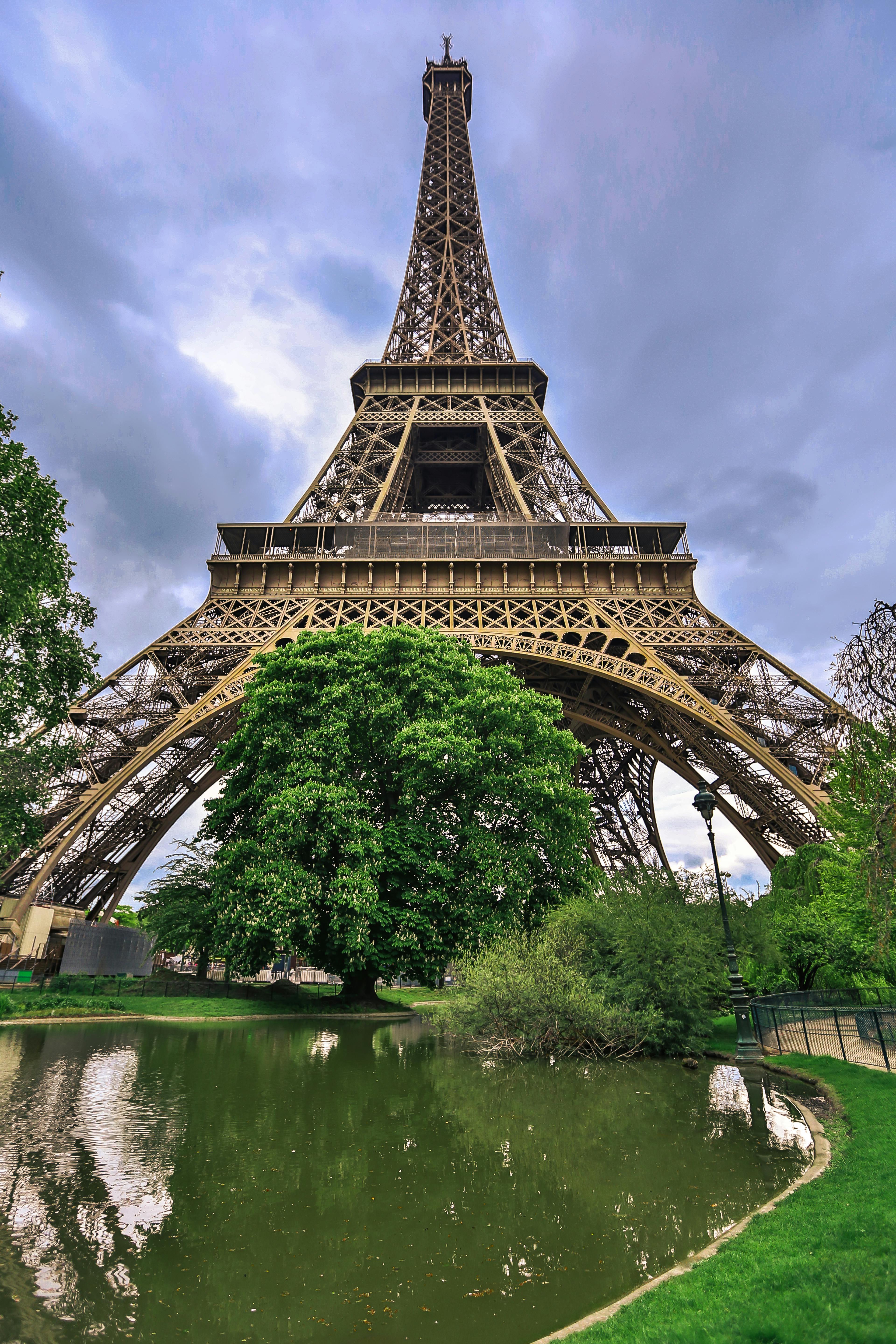 interesting facts about paris eiffel tower